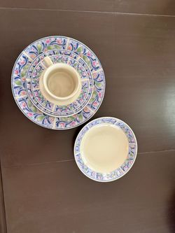 Kitchen plate set