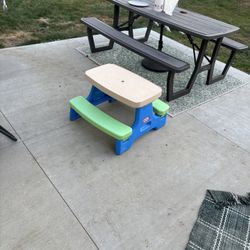 Kids Table