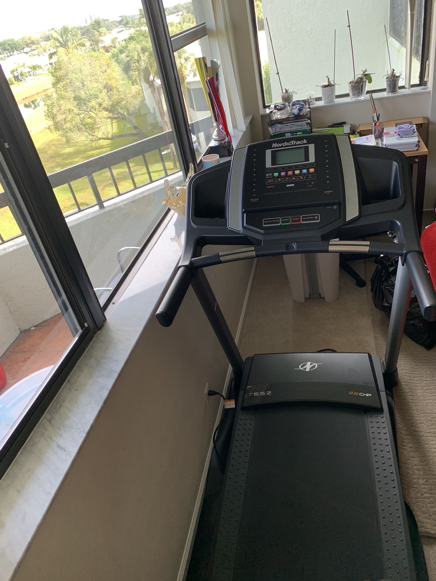 Nordictrack T 6.5Z Treadmill for Sale in Boca Raton, FL OfferUp