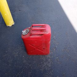 Jeep 5 Gallon Gas Can