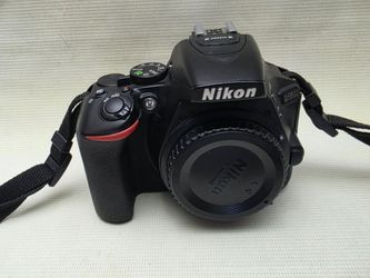Nikon D5600 DSLR Camera (Body Only)  very nice