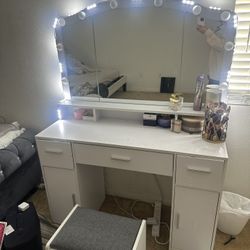Vanity Table And Chair
