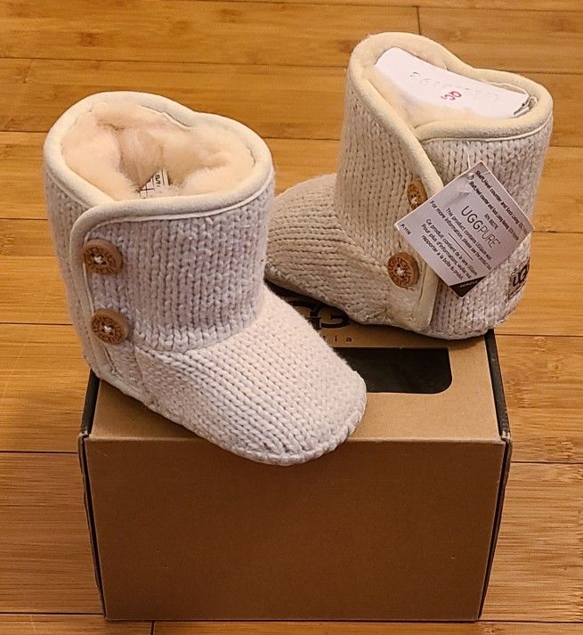 Baby UGG Boots Size 2/3 Toddlers 
