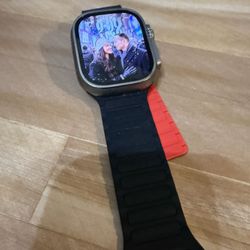 Apple Watch Ultra 49 mm 1st Generation Titanium Case 32 Gig 