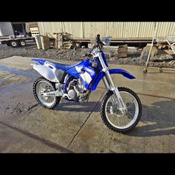 02 Yamaha YZ 426