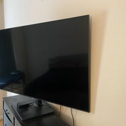 Samsung 55 TV W/ Swivel Base Stand 