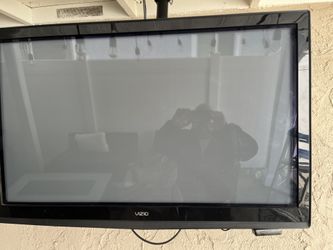 40” Vizio
