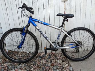 Trek 820 best sale 16