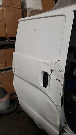 Nissan nv 200