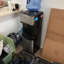Water Dispenser, Hot And Cold