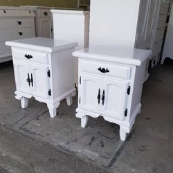 Matching White Nightstands or End Tables Pair