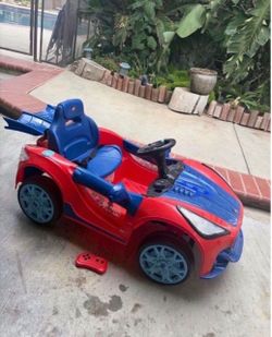 Spider-Man Kids Electric Ride-On Car with Remote