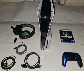 PS5 Slim Disc Undisputed Bundle