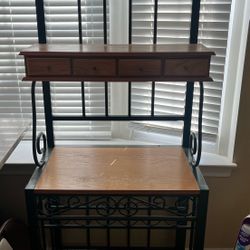 Kitchen Rack! Must Be Picked Up In Clementon!!