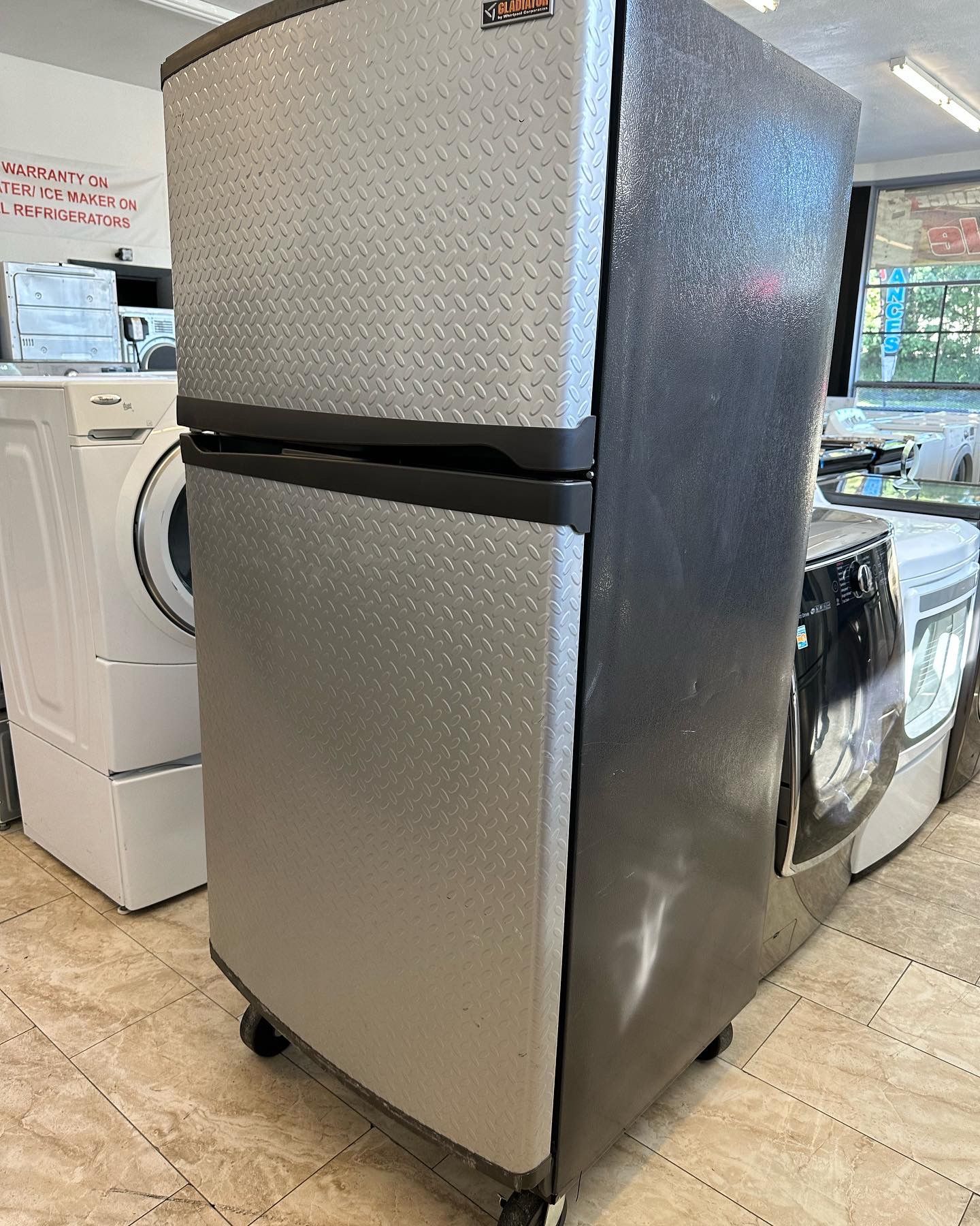 Gladiator GAFZ21XXRK 21.0 cu. ft. Freezerator Convertible Refrigerator/Freezer with 3 Adjustable Wire Shelves