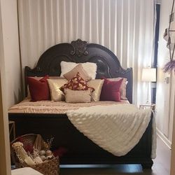 Dark Cherry Button Tufted Sleigh King Bedroom Set 2Pcs Traditional Mcferran