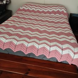 HAND  CROCHET  LARGE BED COVER 
