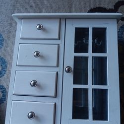 Jewelry Box.