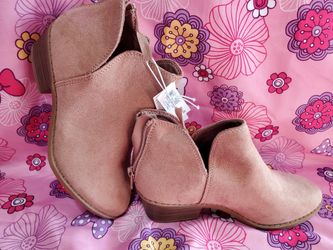 OLD NAVY Brand New Girls Booties