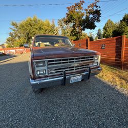 1987 Chevrolet Suburban R20 454 Big Block