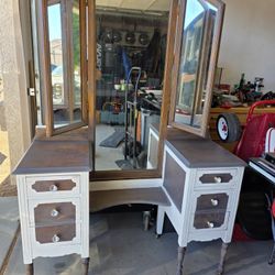 Antique Vanity 3 Mirror