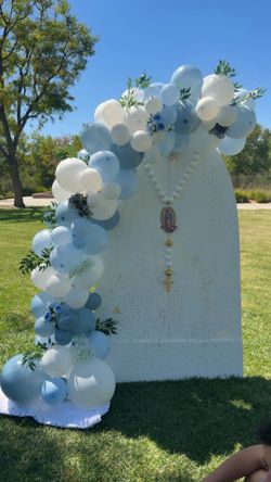 Arch for party decor