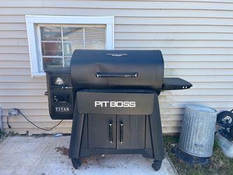 Pit Boss Titan Competition Series Pellet smoker / Grill