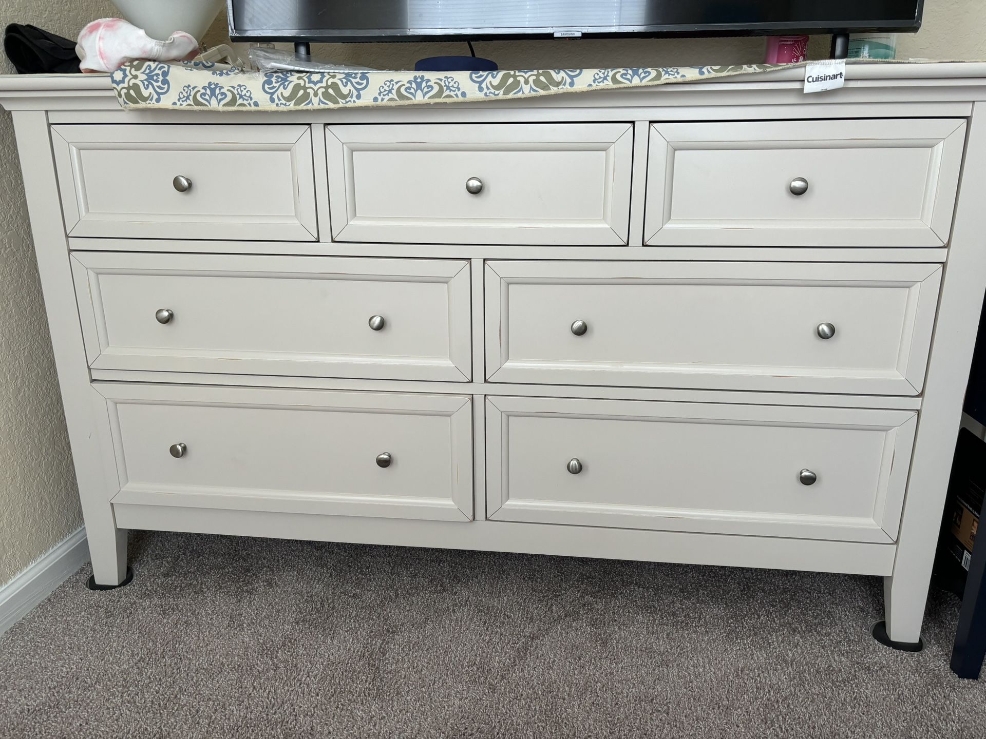 Dresser