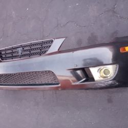 2003-2005 Lexus Is300 Complete Front Bumper With Grills And Fog Lights And Side Amber Lights.