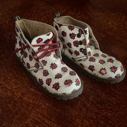 Vintage Doc Martin Little  girls Size 1 