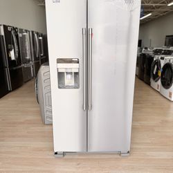 New Maytag - 24.5 Cu. Ft. Side-by-Side Refrigerator - Fingerprint Resistant Stainless Steel Model: MSS25C4MGZ