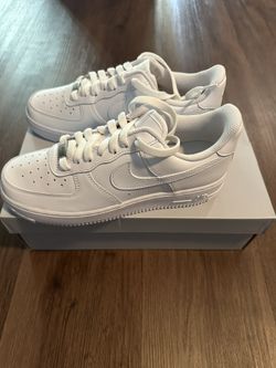 Women’s AF1 Size 8.5