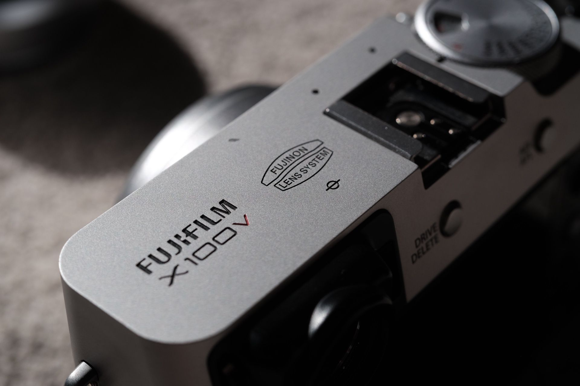 Fujifilm x100v Silver Agent - Pristine w/ extras