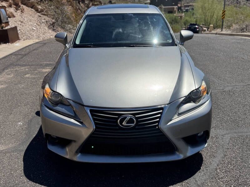 2016 Lexus IS