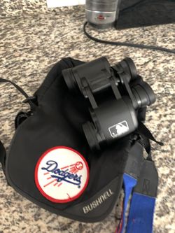 Bushnell L.A. Dodgers Collectible Wide Angle Binoculars