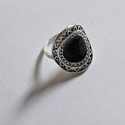 NEW GEOMETRIC  BLACK ONYX SILVER SCROLL LADIES SIZE 7 STATEMENT RING