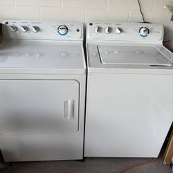 Duo GE washer and dryer