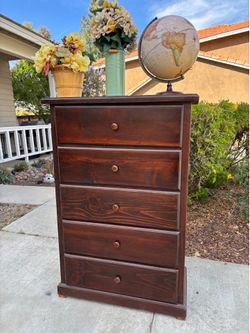 Solid Wood 5 Drawer Dresser Chest of Drawers Furniture