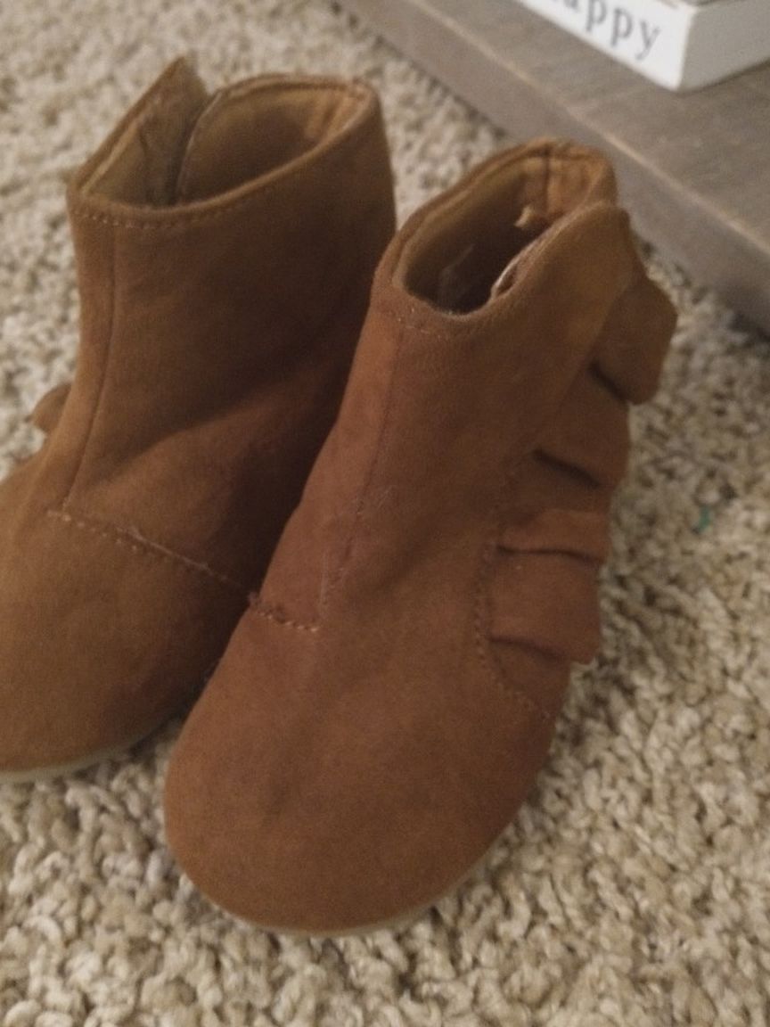 Size 4 Toddler Girl Boots Never Worn