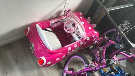 Minnie mouse power wheel
