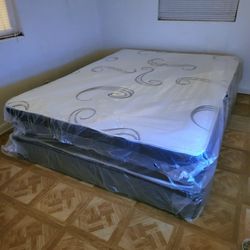 NEW QUEEN-SIZE MATTRESS AND BOX SPRING 💤