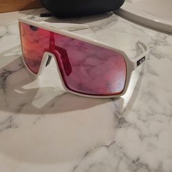 Oakley Sun Glass 