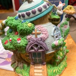 Easter Jubilee Porcelain Bunny House