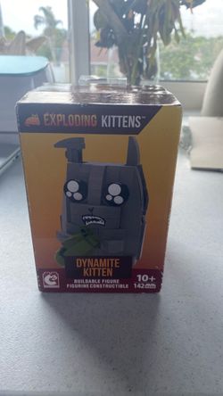 Exploding kittens figure
