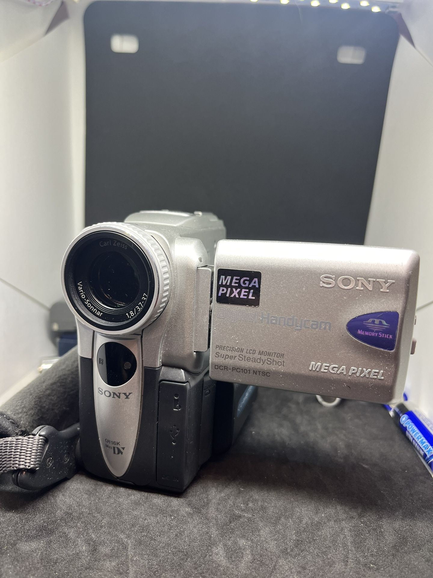 Sony DCR-PC101 MiniDv Mini Dv Camcorder Camera VCR Player Video Transfer