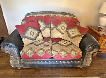 Beautiful vintage brown leather loveseat