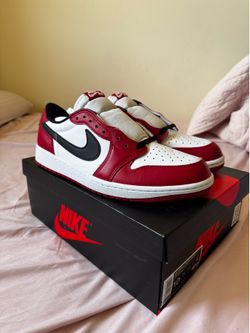 Jordan 1 Retro Low OG Chicago