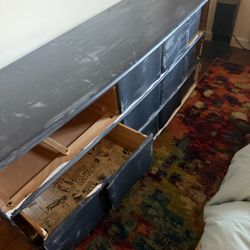 Real Wood 9 Drawer Dresser 