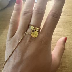 Gold tiffany and co ring.(5)6