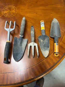 Garden Hand Tool Lot
